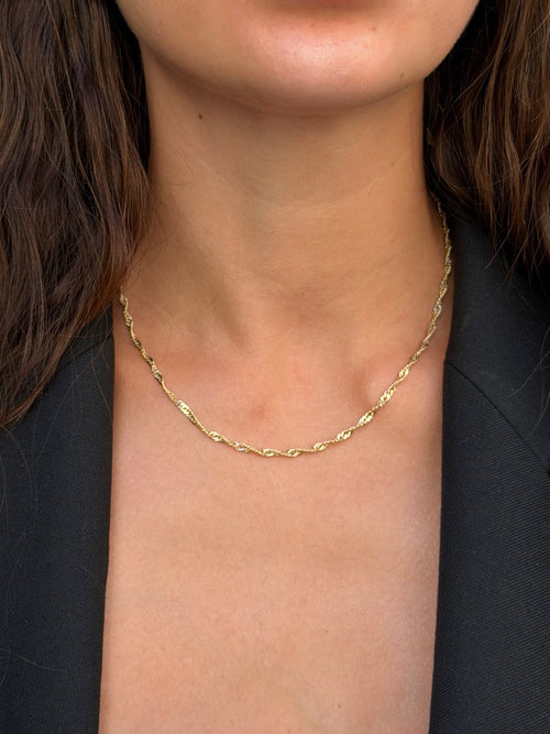 CURLY CHAIN IN GOLD