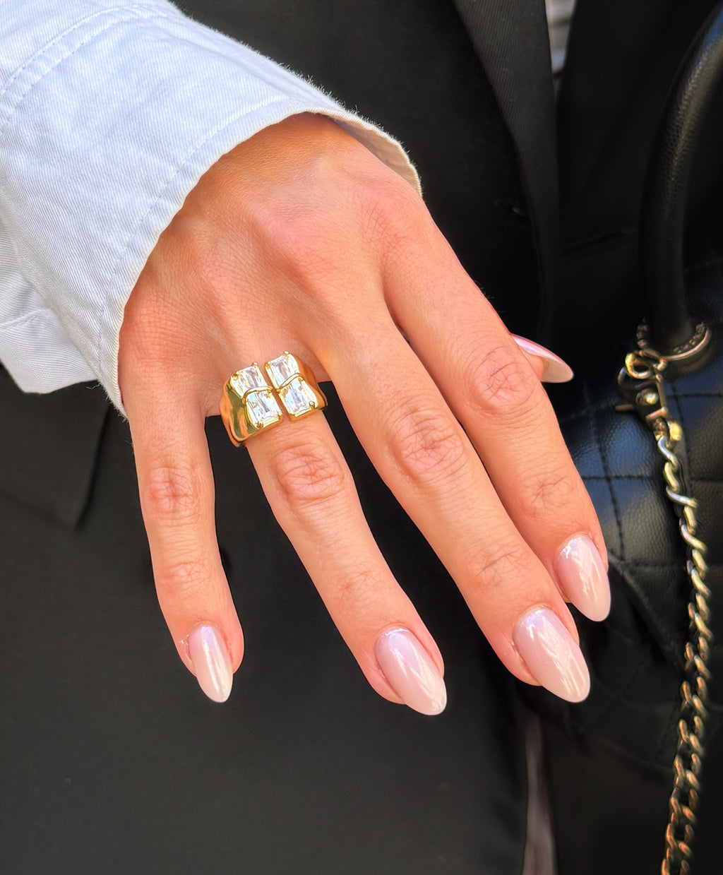 DARYA'S RING