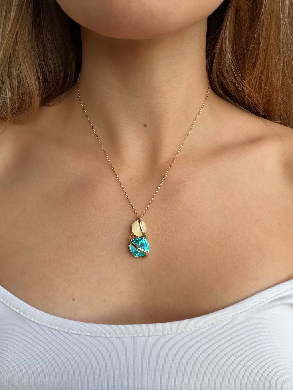 MALIKA'S PENDANT NECKLACE