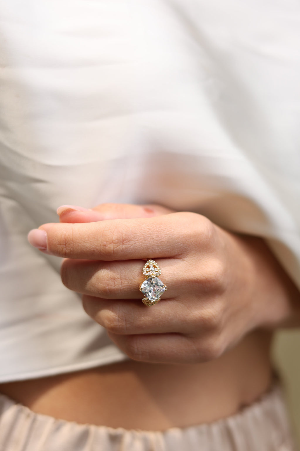 ROSETTE RING