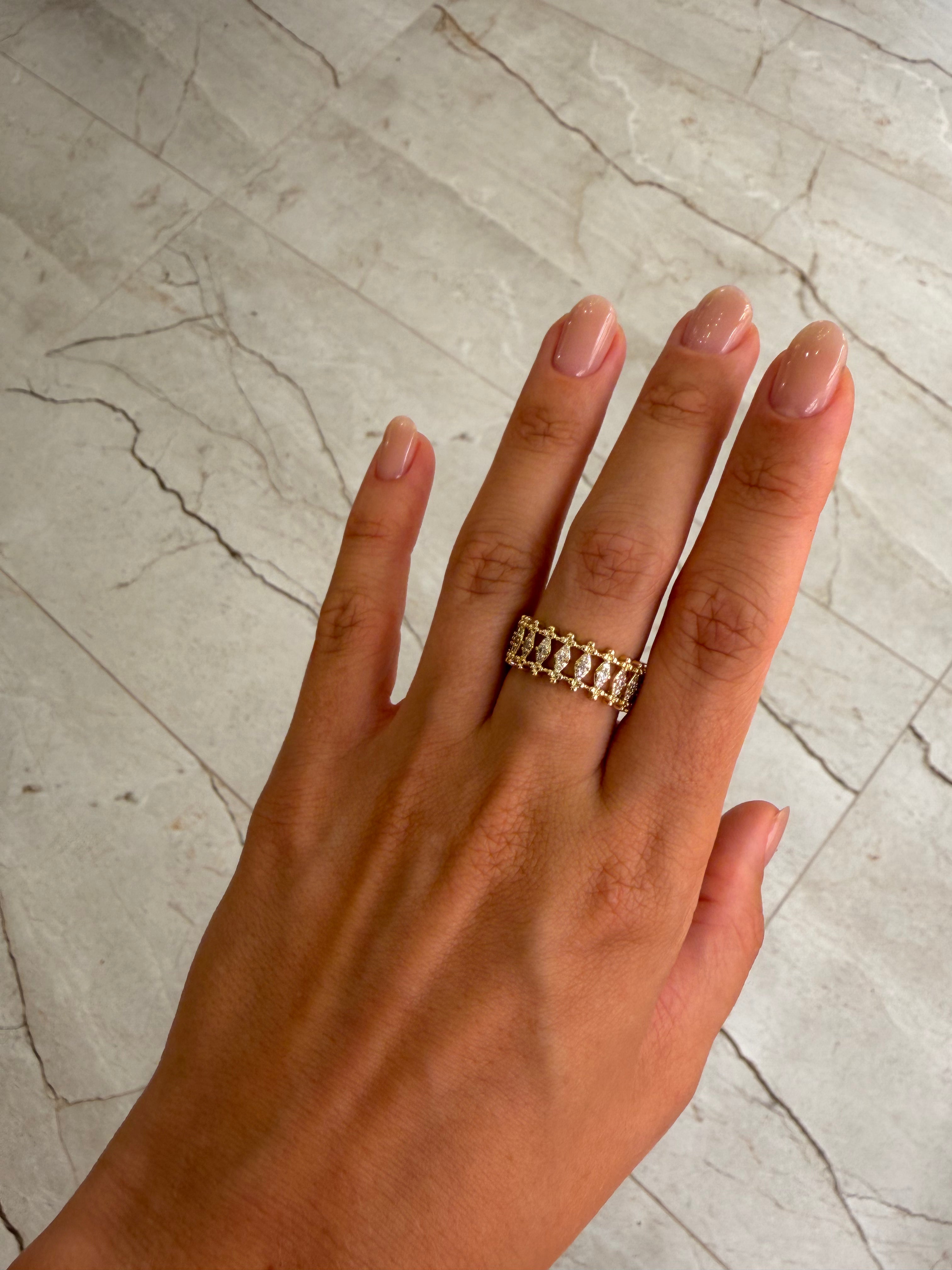 ANEZKA'S RING