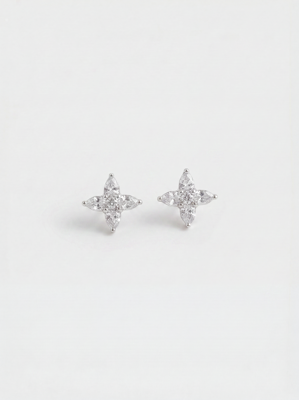 CLEVER STUDS