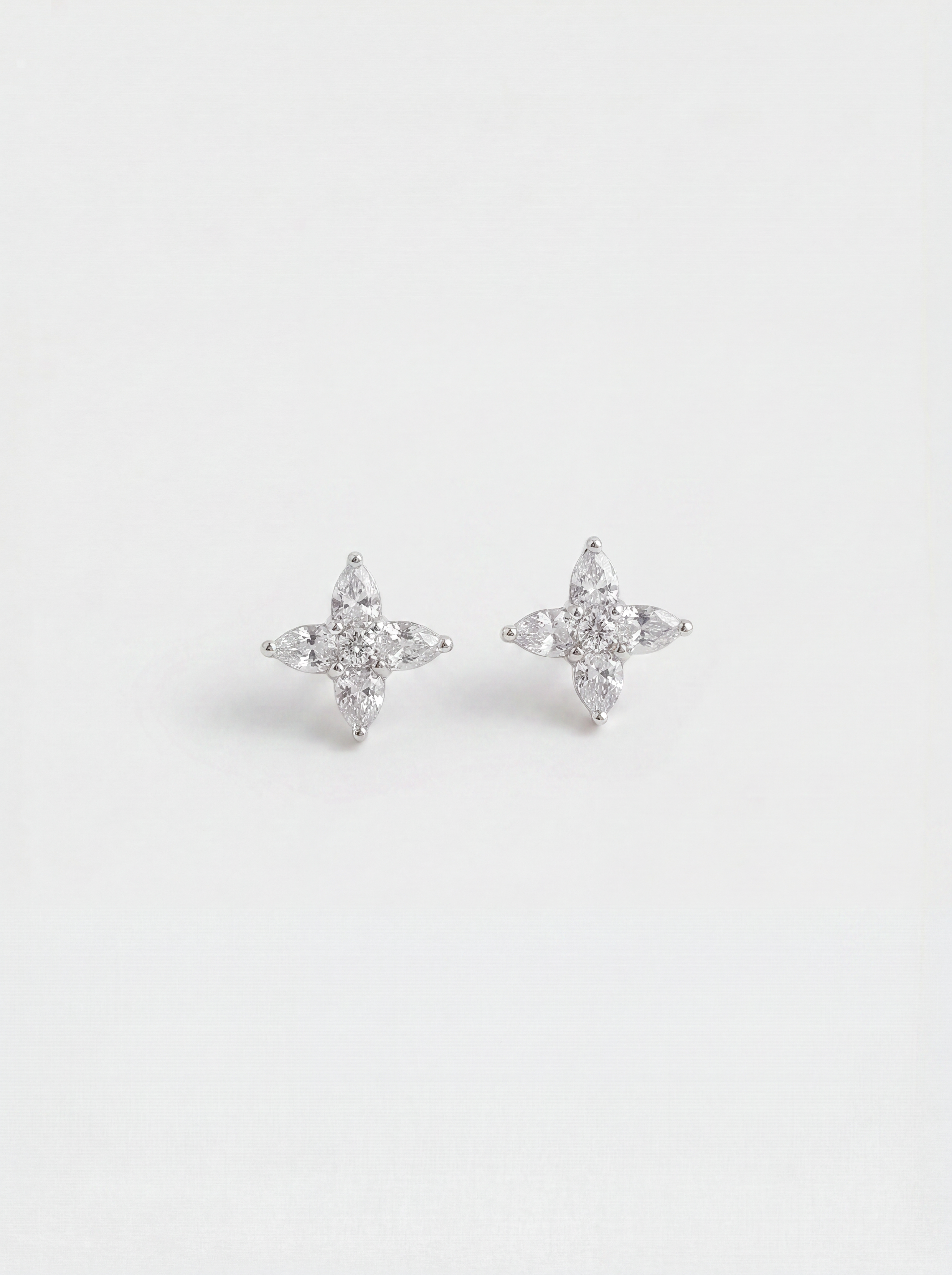 CLEVER STUDS