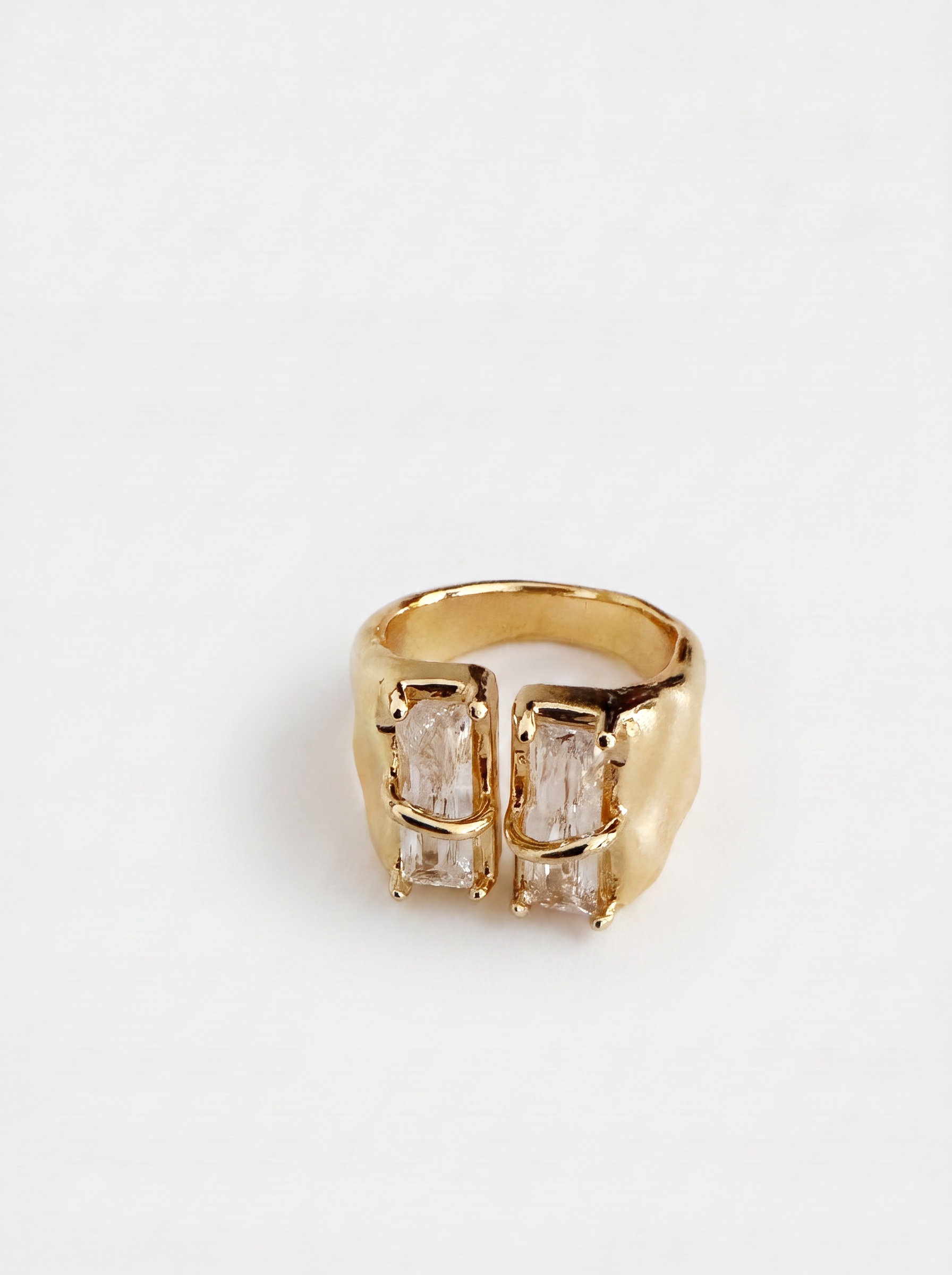 DARYA'S RING