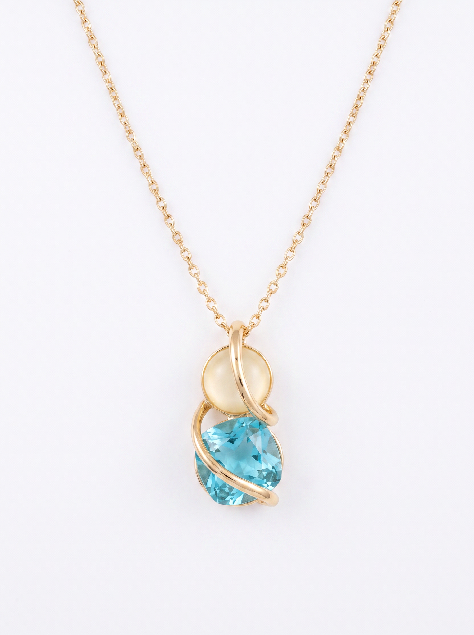 MALIKA'S PENDANT NECKLACE