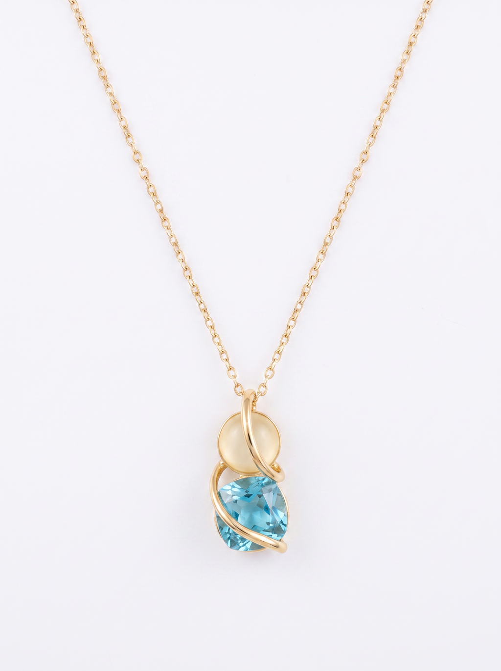 MALIKA'S PENDANT NECKLACE